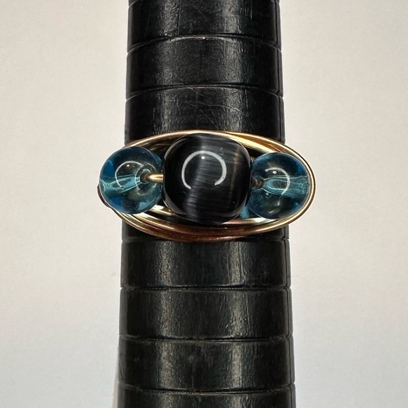 Black cat eye ring blur glass copper wire wrap handmade - Picture 3 of 5